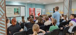 Реготделение Общества «Знание» организовало встречу героя СВО и школьников Камчатки