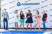 Одна из крупнейших в Сибири компаний по оказанию услуг в сфере складского бизнеса отпраздновала свое 45-летие