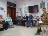 Росгвардейцы концертом и подарками поздравили постояльцев Дома-интерната для престарелых в Томской области