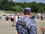 Росгвардейцы в Томске обеспечили общественный порядок на городском семейном празднике «Пикник Фест»