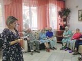Росгвардейцы в Томской области поздравили пожилых людей с праздником