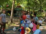 Росгвардия поздравила с Днем защиты детей подшефный детский дом
