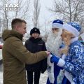 Новогодний патруль» компании «Такском» вручил подарки водителям