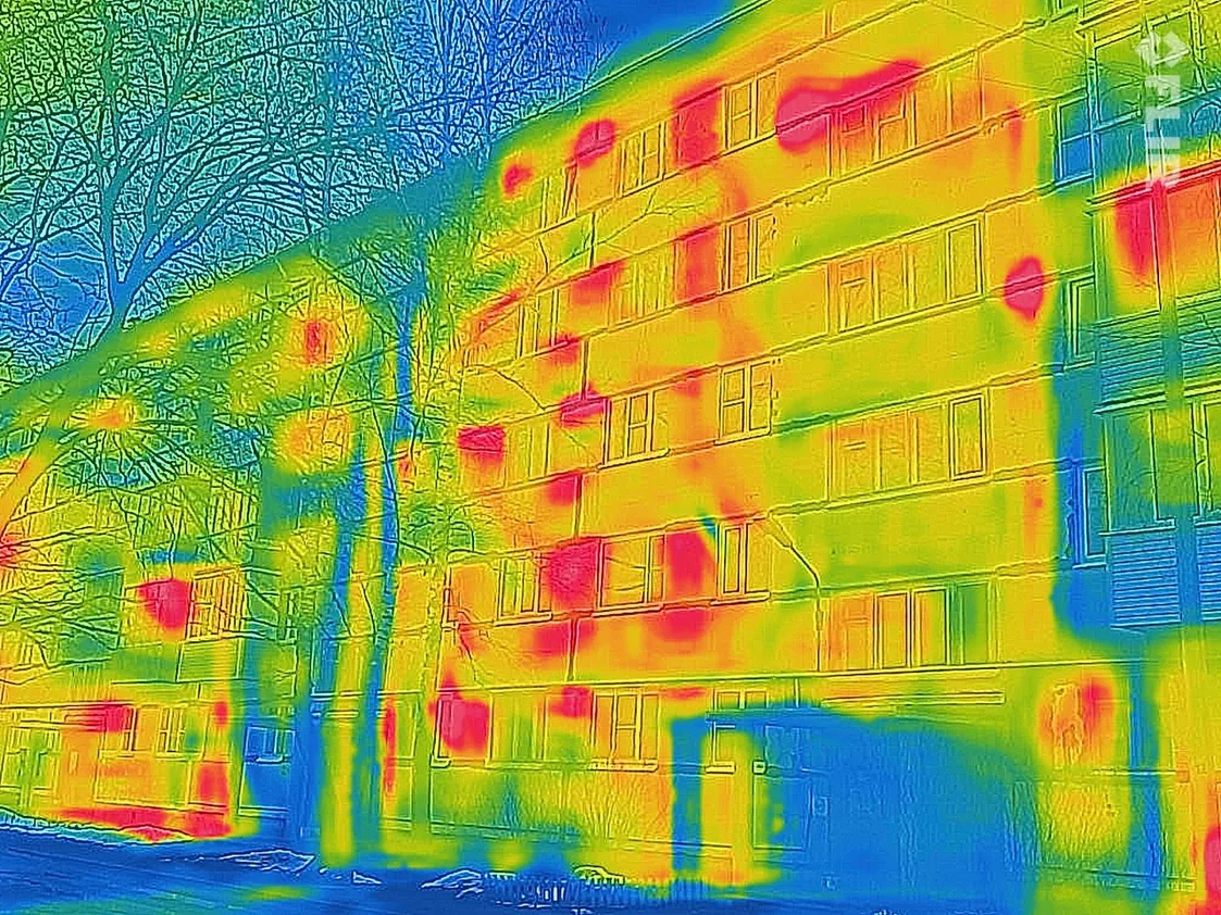 Как теряют тепло жилые дома. Региональные адреса проекта «Цвета потери тепла»